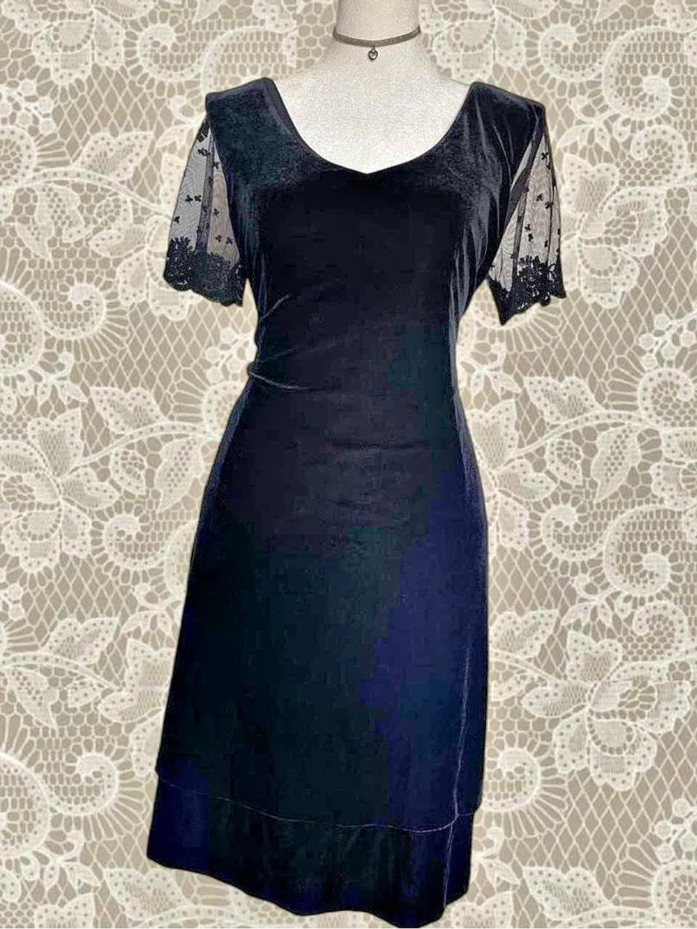 Vintage Bobby Bee Black Velvet Midi Dress Like New